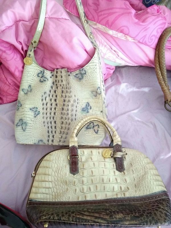 Lots of high end purses. Coach. Dooney and burke. Louis vuitton. Burberry. for Sale in Richmond ...