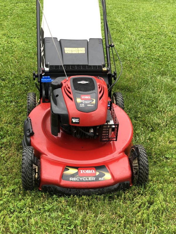 Toro recycler 22” lawn mower self propelled personal pace with bag in