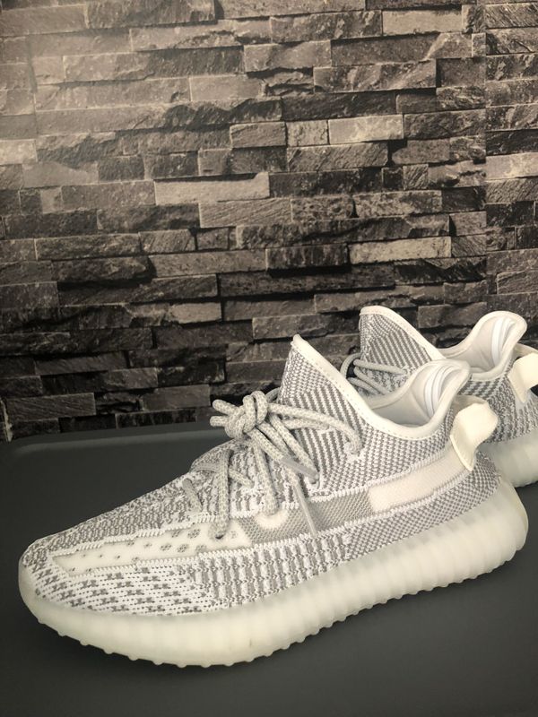 First Look At The adidas Yeezy Boost 350 v2 âYecheilâ â¢ BUZZSNKR