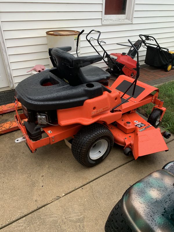 Ariens 48” EZR 1648 mower needs work for Sale in Hoffman Estates, IL