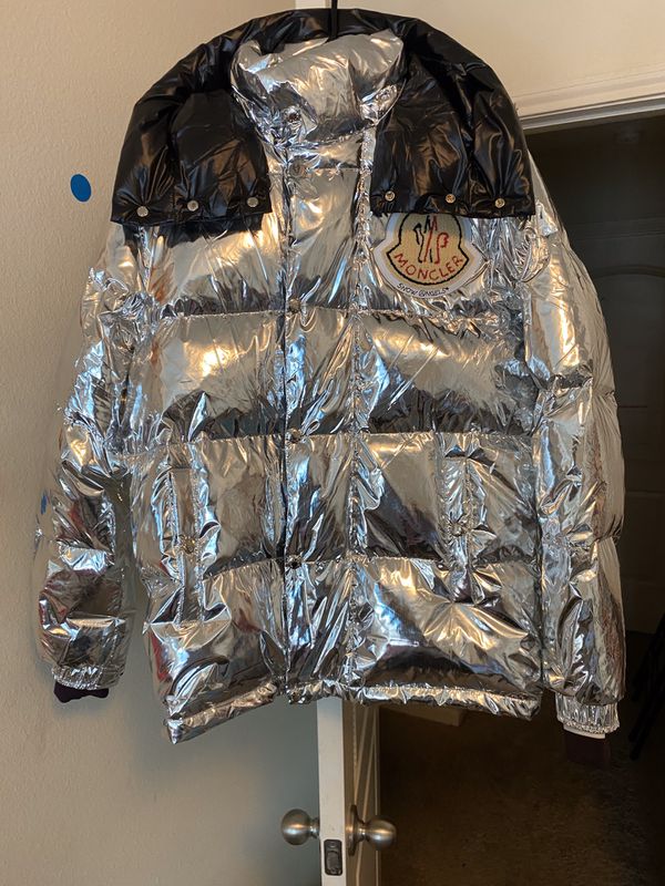 Moncler 8 Palm Angels Jacket Size 2 for Sale in Lancaster, TX - OfferUp