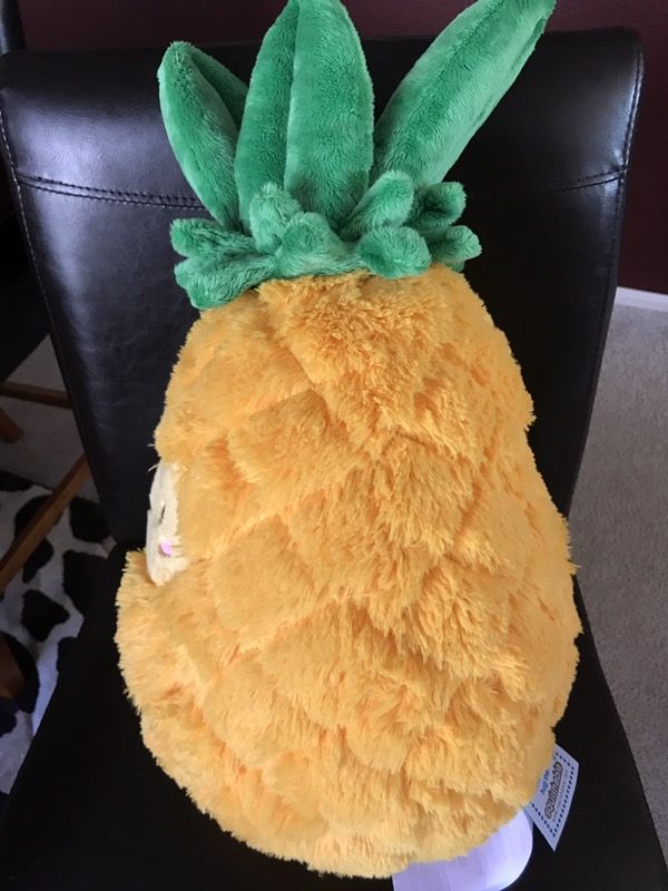 squishables pineapple