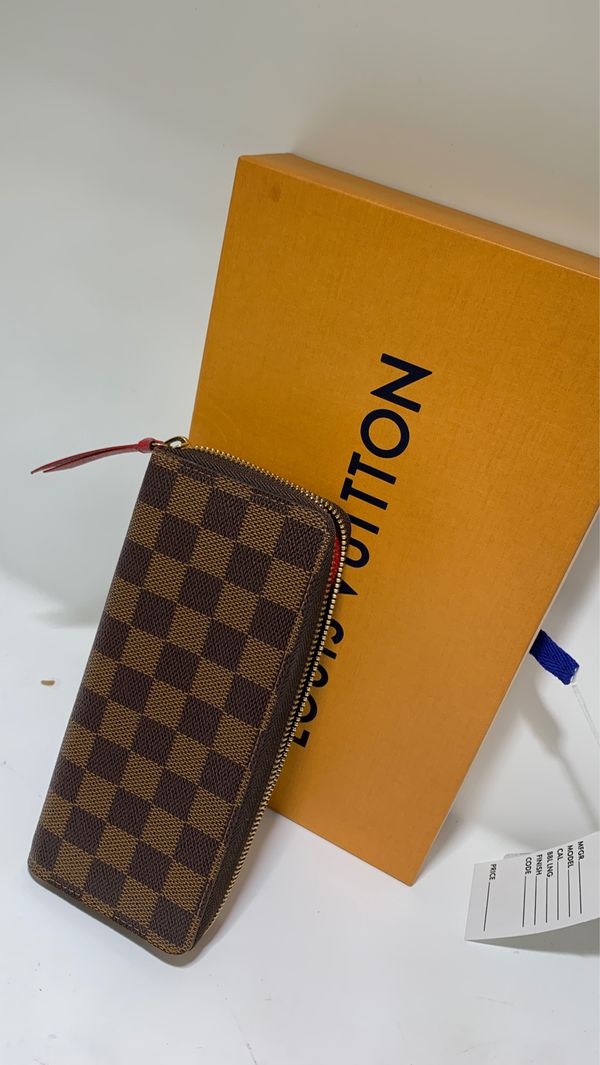 Louis Vuitton Clemence wallet for Sale in Scottsdale, AZ - OfferUp