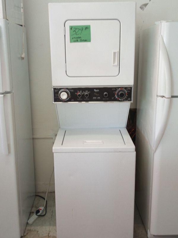 Whirlpool Stackable Washer and Dryer combo white 24" excellent