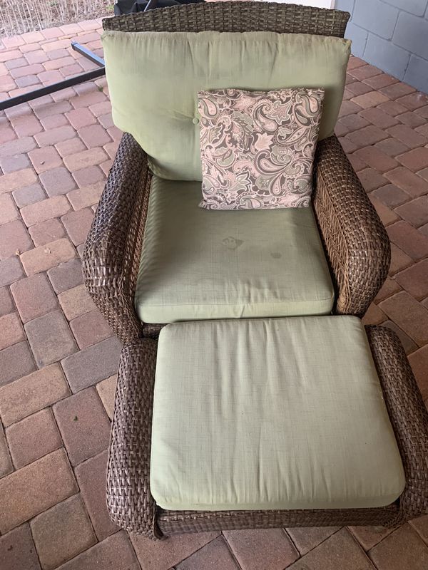 Martha Stewart Outdoor Patio Furniture Green Wicker Brown Loveseat 4