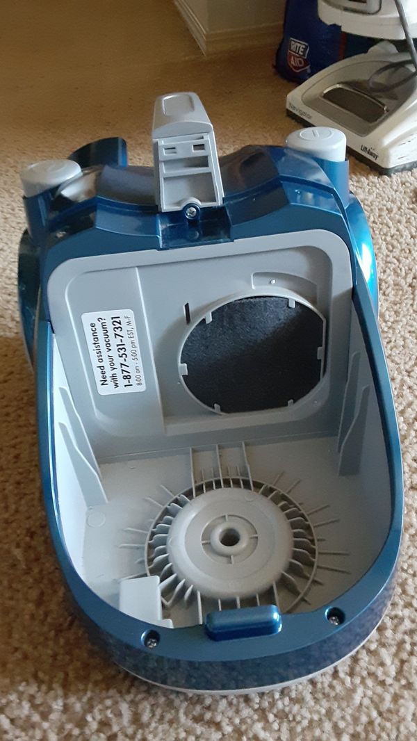Kenmore Bagless Canister Vacuum 10701 for Sale in Auburn, WA OfferUp