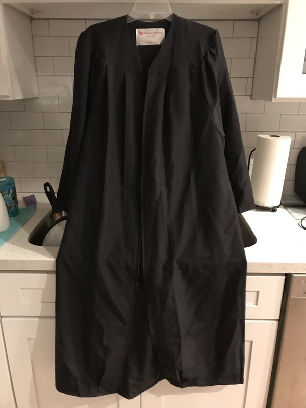 University of Phoenix Cap & Gown for Sale in Oceanside, CA - OfferUp