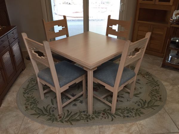 Western Style Dining Room Table Set for Sale in Albuquerque, NM - OfferUp