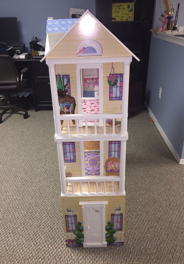 4ft tall doll house