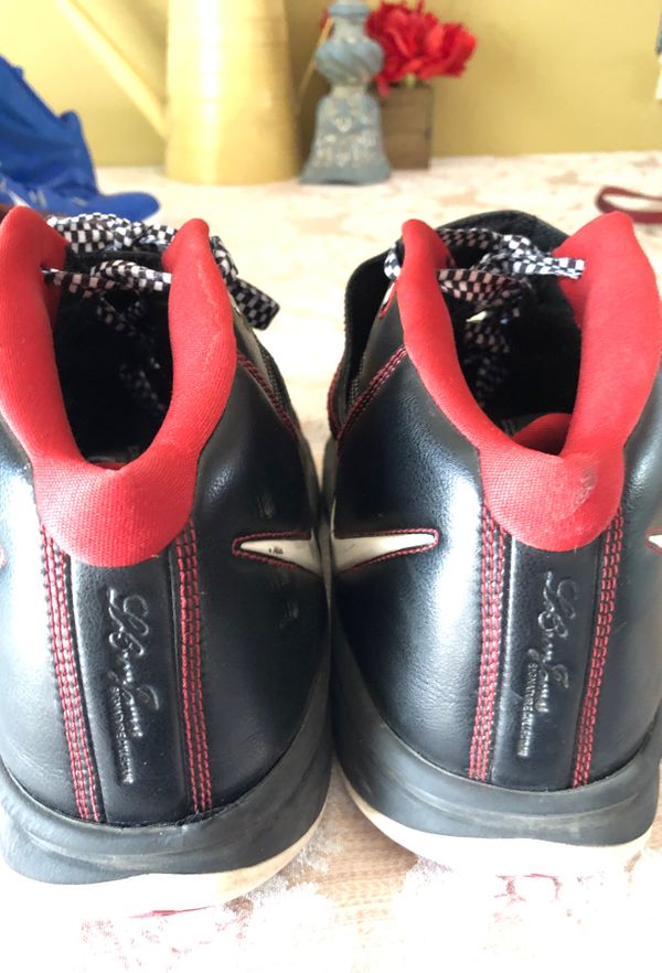 LeBron James Velcro strap zoom basketball shoes black and red Nike size ...