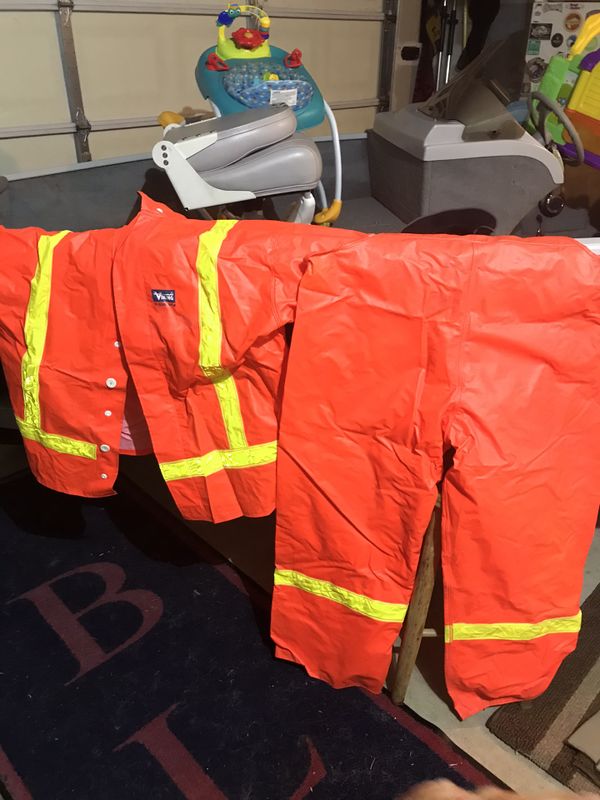 Viking construction rain gear for Sale in Buckley, WA OfferUp