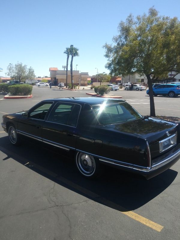 1994 Cadillac Sedan DeVille 4.9 V8 for Sale in Los Angeles