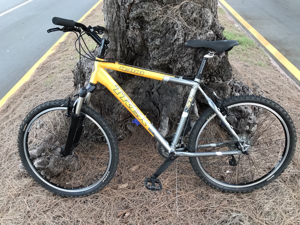 yellow trek mountain bike