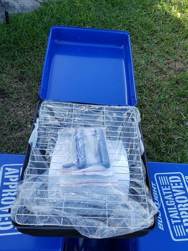 BUD light Tailgate The Grooler NEW! Grill & Cooler all in one! for Sale in Fort Lauderdale