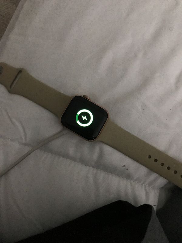 used apple watch series 4 40mm