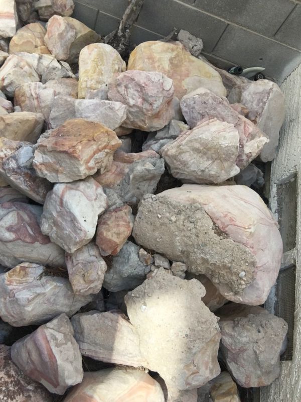 Landscape/ Decorative Rock (various sizes) for Sale in Las