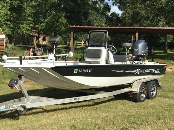 20 Express Aluminum Bay Boat 29000 For Sale In Conroe Tx Offerup