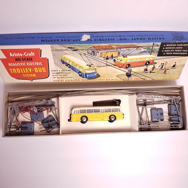 Rare vintage HO scale German made electric trolley bus system toy for