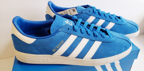 adidas munchen light blue