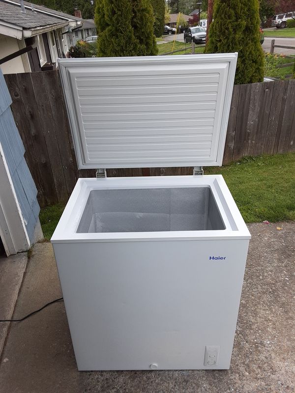 Chest Freezer 5 Cubic Feet Delivery Is Available~ Firm On My Price~ For Sale In Everett Wa