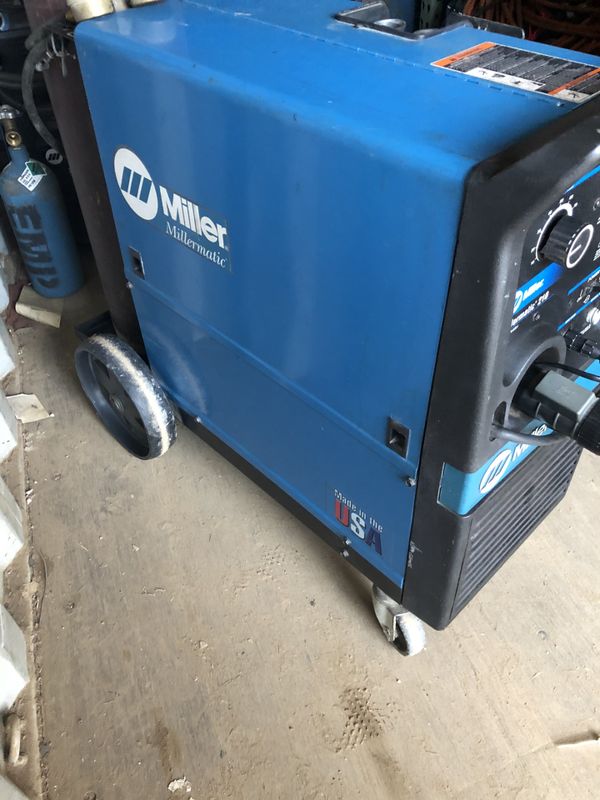 Miller Millermatic 210 Mig welder with large full tank for Sale in