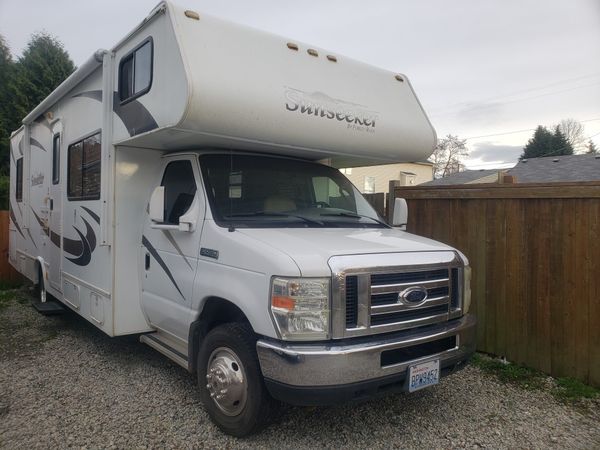 2009 Ford sunseeker rv camper for Sale in Seattle, WA - OfferUp