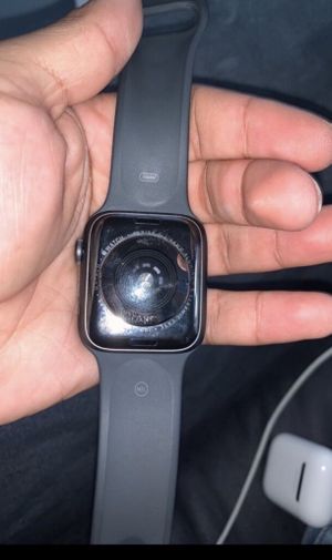 Hi everyone .. I’m Bobby and I’m here to do giveaway to anyone who’s going to be interested in this AppleWatch ..because I got it for my son but for for Sale in US