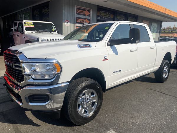 2020 Dodge Cummings 2500 diesel 4 x 4 for Sale in Fresno, CA - OfferUp