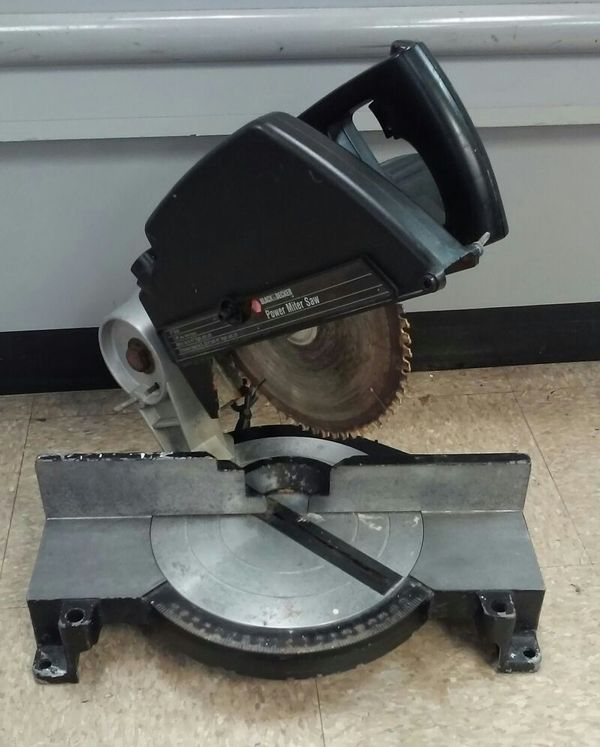BLACK AND DECKER 10