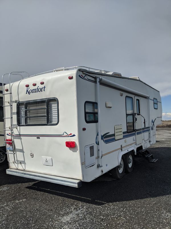 28' Komfort 5th Wheel Travel Trailer..Home. for Sale in Bothell, WA ...