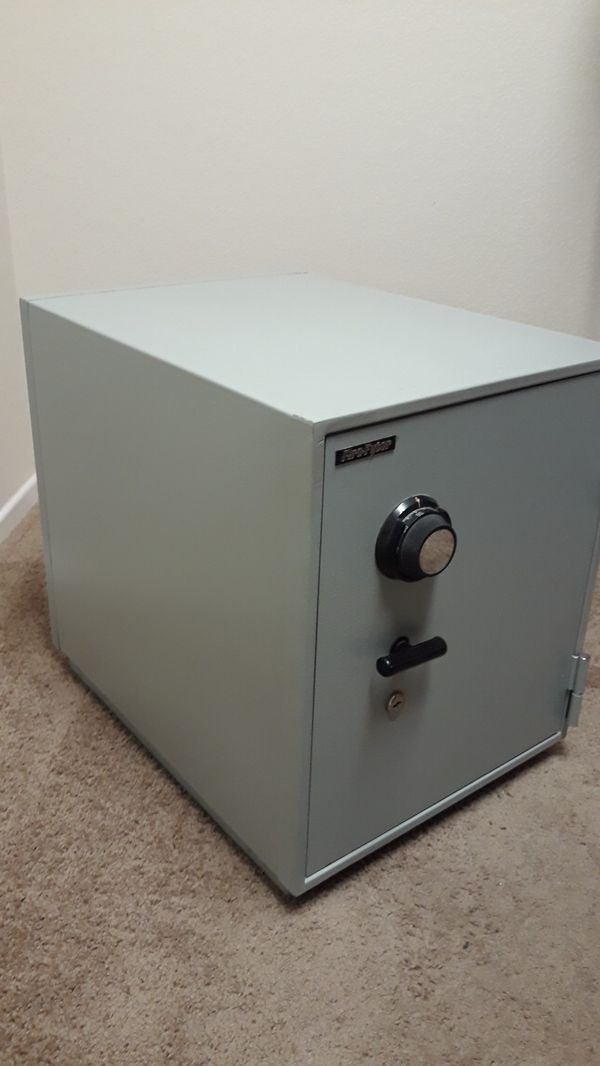 Fire Fyter floor safe with key. for Sale in North Las Vegas, NV OfferUp