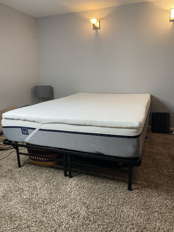 Full size Lull mattress like new for Sale in Seattle, WA OfferUp