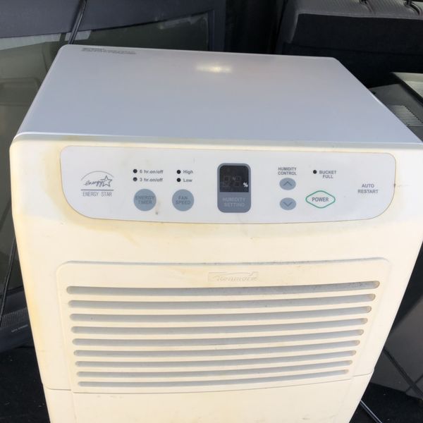 Kenmore Dehumidifier Model 580.54701400 for Sale in Old Forge, PA - OfferUp