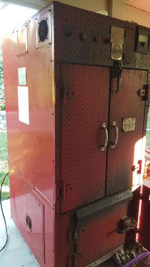 J & R Oyler Little Red Smokehouse BBQ Smoker Model 250FSE for Sale in