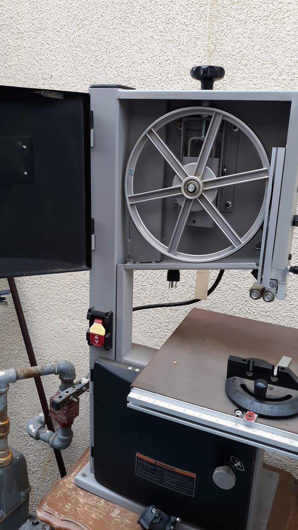 CRAFTSMAN BAND SAW 10" model 124.21400 for Sale in Long Beach, CA