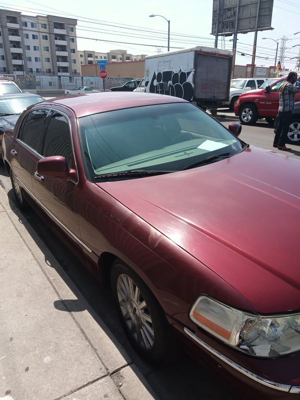 2004 Lincoln Town car for Sale in Los Angeles, CA OfferUp