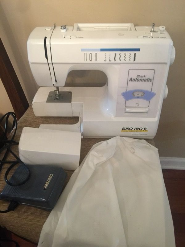 Shark Euro Pro X Sewing Maching for Sale in Carol Stream, IL OfferUp