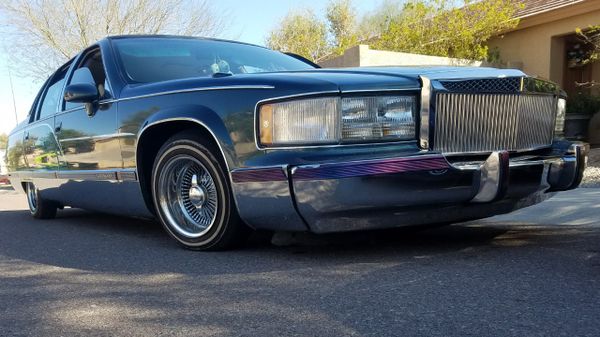 Cadillac Fleetwood Lowrider