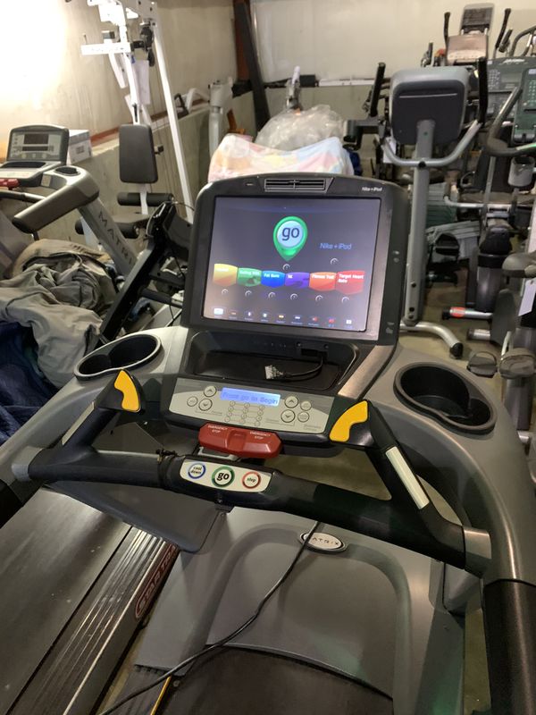matrix-treadmill-with-touch-screen-console-for-sale-in-warwick-ri