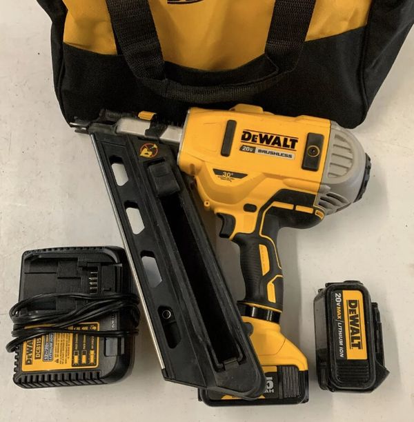 Dewalt Nail Gun (20v / “Framing Nailer”) + 5ah Battery & Charger ...