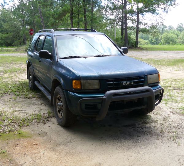 99 Isuzu Rodeo for Sale in Carriere, MS - OfferUp