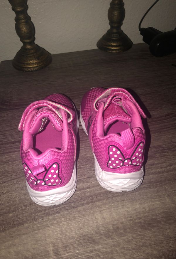 minnie mouse shoes size 7