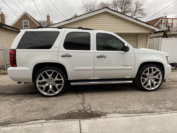 07 Tahoe LTZ on 26” reps for Sale in Chicago, IL - OfferUp