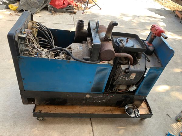 Miller bobcat 225 NT for Sale in Dallas, TX - OfferUp