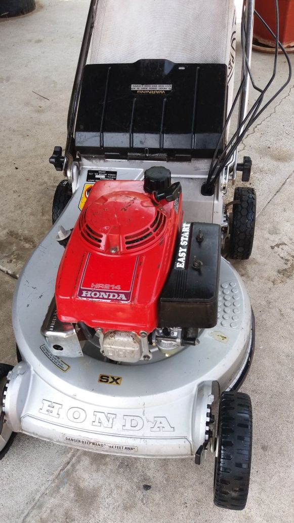 Honda hr214 Commercial lawn mower for Sale in Paramount, CA OfferUp