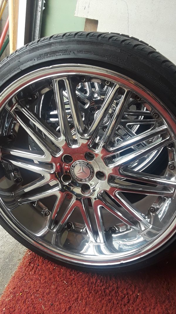 22 Inch Staggered Wheels