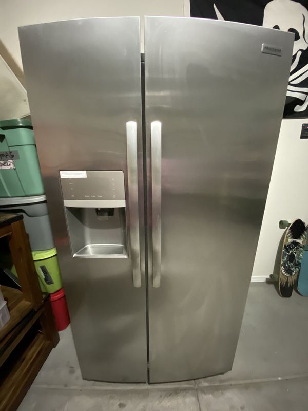 Frigidaire Refrigerator for Sale in Buckeye, AZ OfferUp
