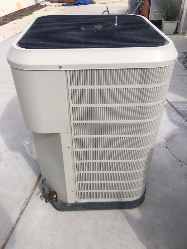 Nordyne 5.0 ton ac condenser heat pump ready to go for Sale in Las