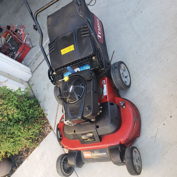 Toro 30 inch lawn mower for Sale in Oakdale, CA - OfferUp