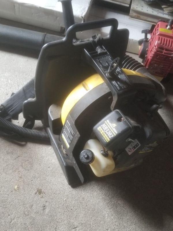 mcculloch mb3202 blower for Sale in Maple Valley, WA - OfferUp